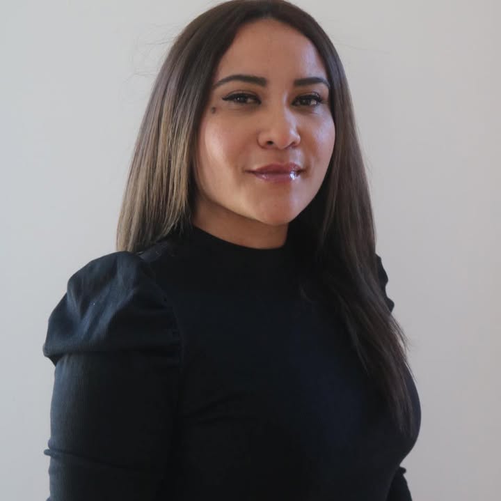 Laura Fox, licensed real estate salesperson serving Queens and Nassau County